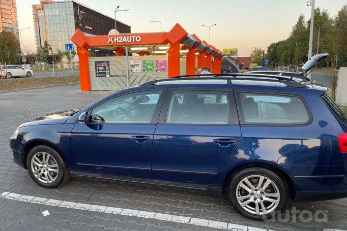 Volkswagen Passat B6 wagon 5-doors