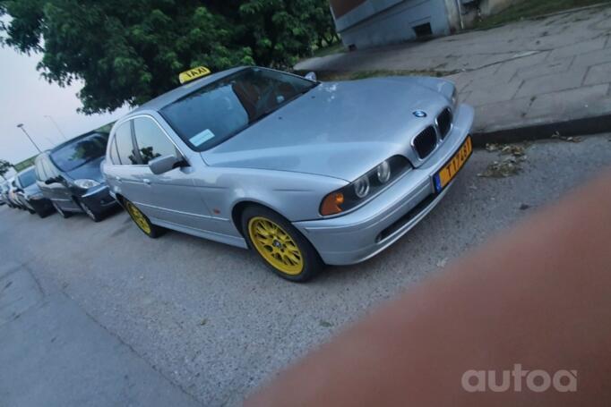 BMW 5 Series E39 Sedan 4-doors