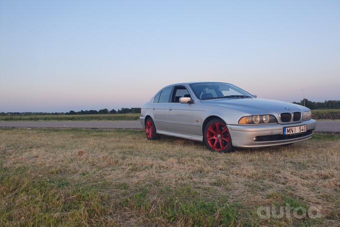 BMW 5 Series E39 Sedan 4-doors