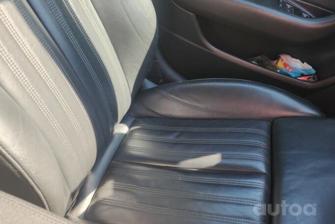 Audi A6 4G/C7 Avant wagon 5-doors