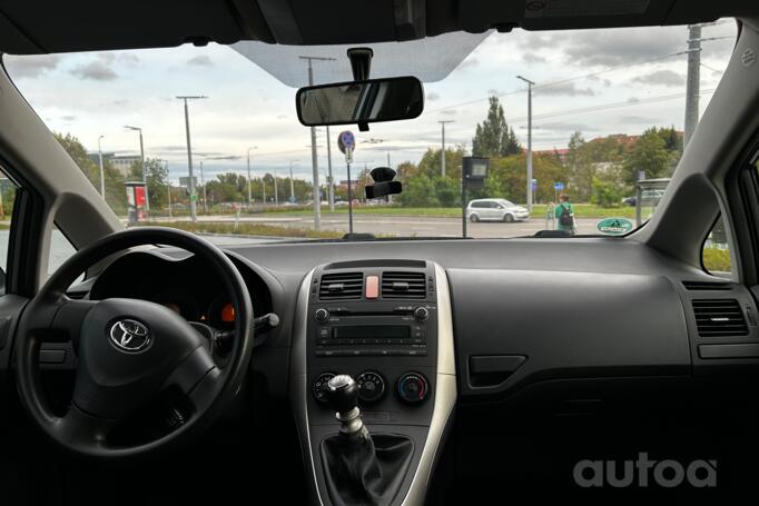 Toyota Auris 1 generation Hatchback 5-doors