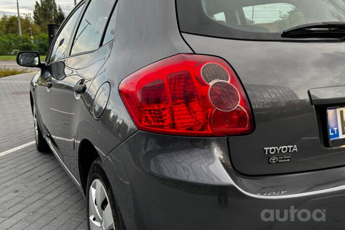 Toyota Auris 1 generation Hatchback 5-doors