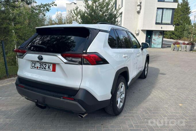 Toyota RAV4 5 generation Crossover