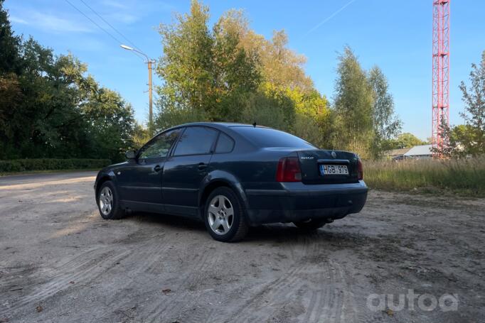 Volkswagen Passat B5 Sedan 4-doors