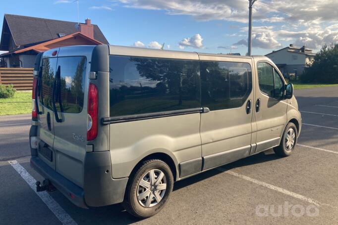 Renault Trafic 2 generation Minivan