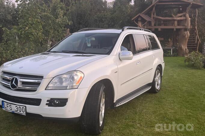 Mercedes-Benz GL-Class X164 SUV