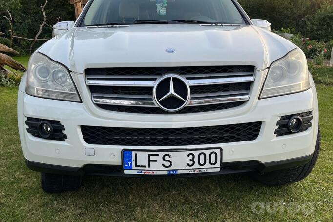 Mercedes-Benz GL-Class X164 SUV