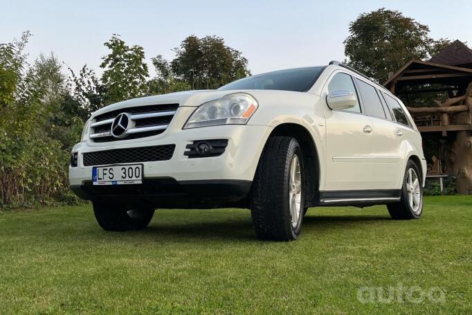 Mercedes-Benz GL-Class X164 SUV