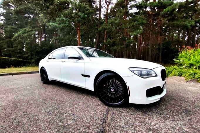 BMW 7 Series F01/F02 [restyling] Sedan