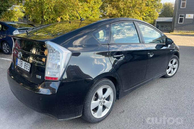 Toyota Prius 3 generation Hatchback 5-doors