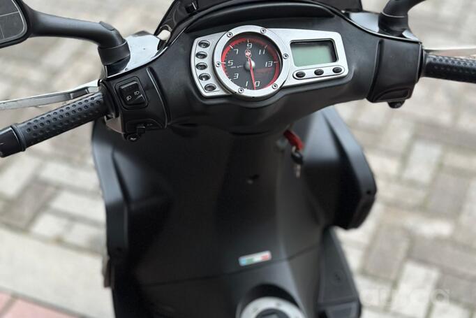 Gilera Runner