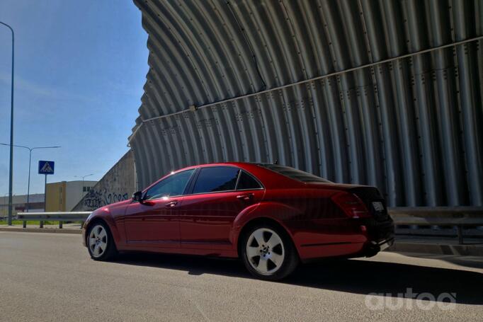 Mercedes-Benz S-Class W221 Sedan Long