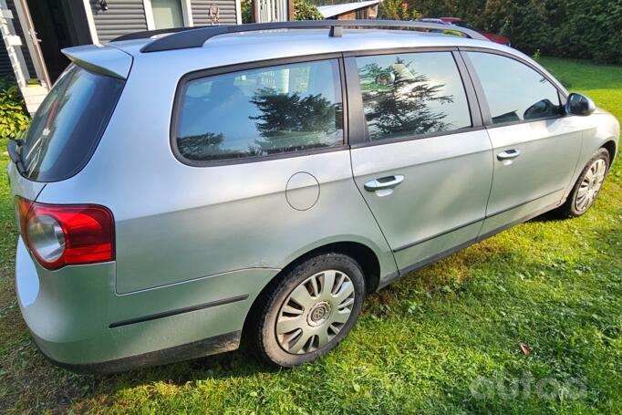 Volkswagen Passat B6 wagon 5-doors