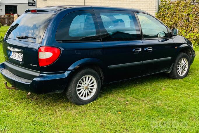 Chrysler Voyager 4 generation [restyling] Minivan