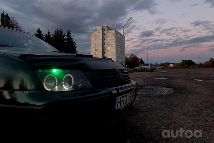 Volkswagen Bora 1 generation Sedan