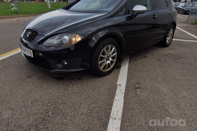 SEAT Leon 2 generation [restyling] FR hatchback 5-doors