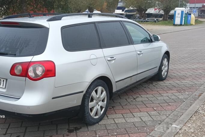 Volkswagen Passat B6 wagon 5-doors