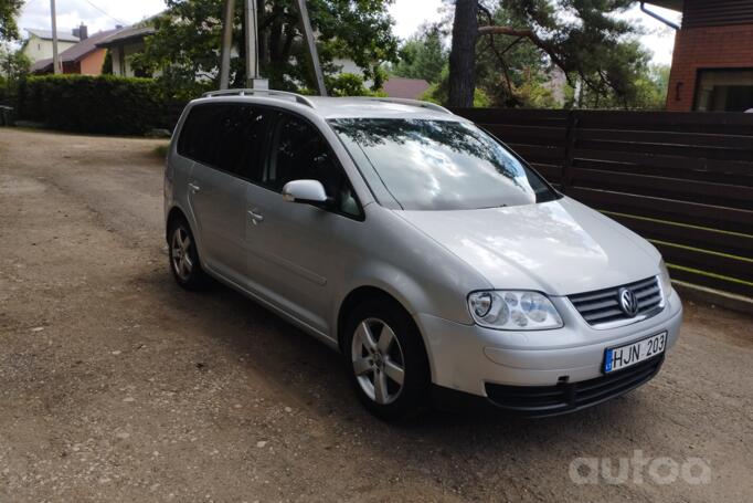 Volkswagen Touran 1 generation Minivan