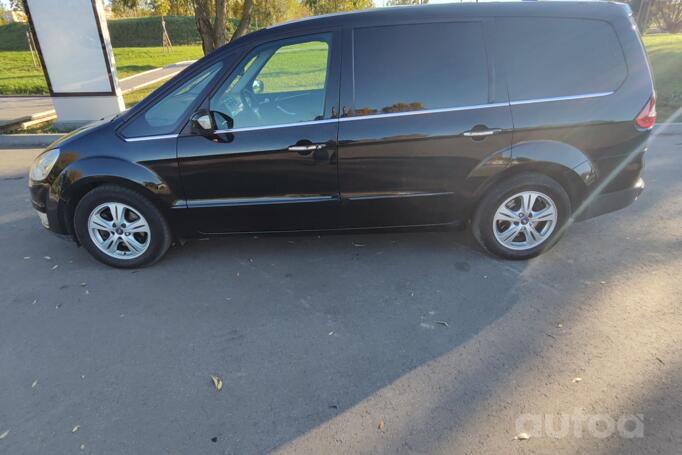 Ford Galaxy 2 generation Minivan