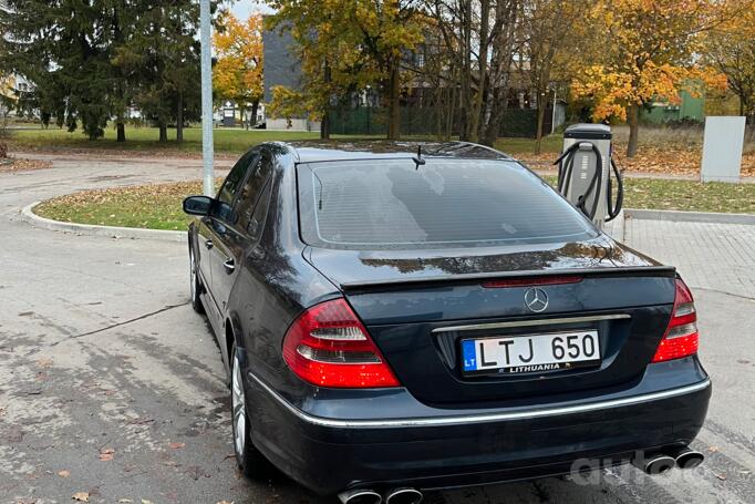 Mercedes-Benz E-Class W211 Sedan