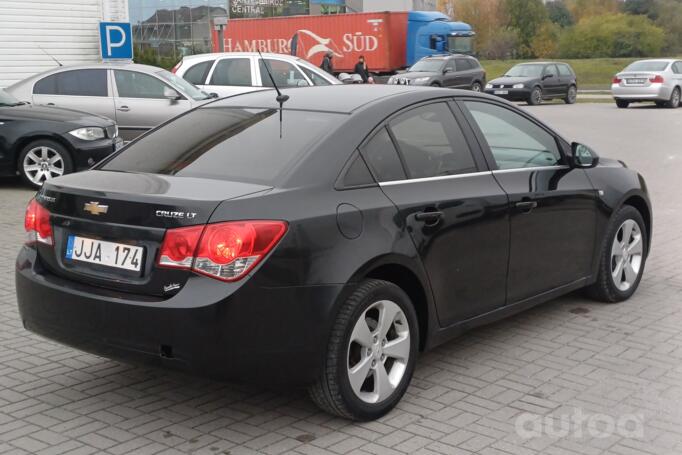 Chevrolet Cruze J300 Sedan