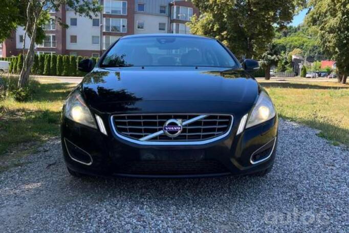 Volvo S60 2 generation Sedan