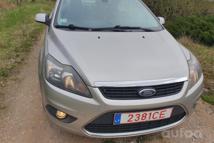 Ford Focus 2 generation CC cabriolet