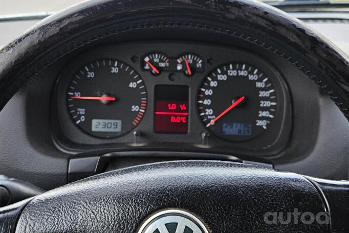 Volkswagen Golf 4 generation wagon