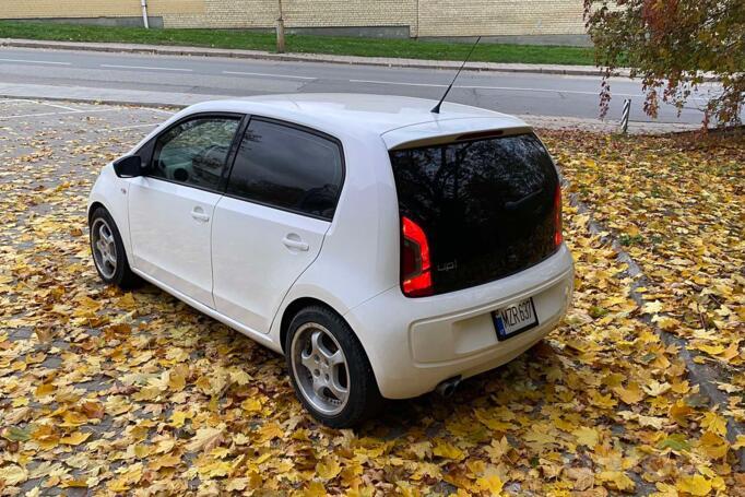 Volkswagen up! 1 generation