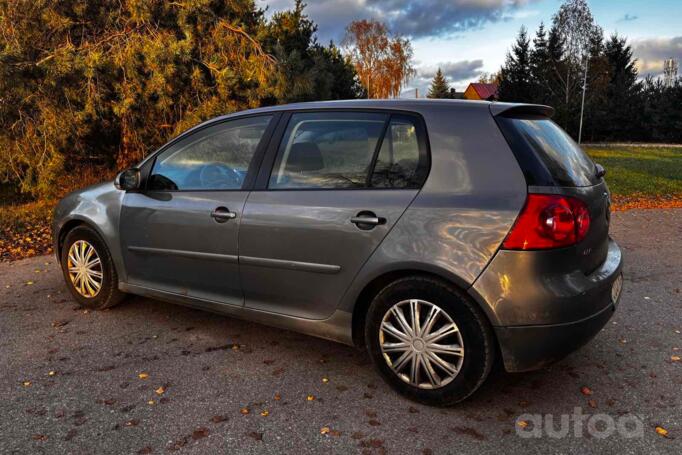 Volkswagen Golf 5 generation Hatchback 5-doors