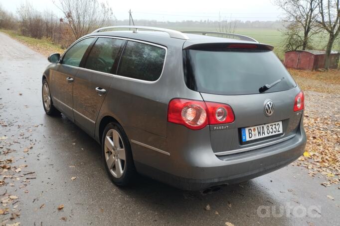 Volkswagen Passat B6 wagon 5-doors