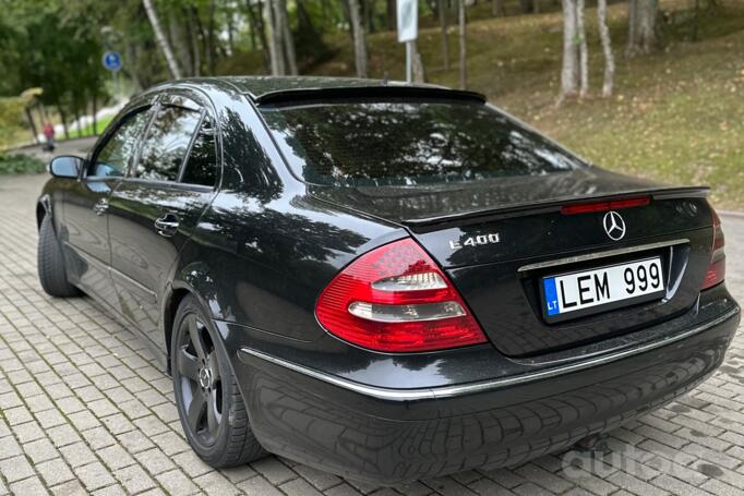 Mercedes-Benz E-Class W211 Sedan