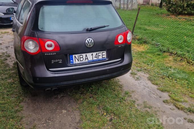 Volkswagen Passat B6 wagon 5-doors