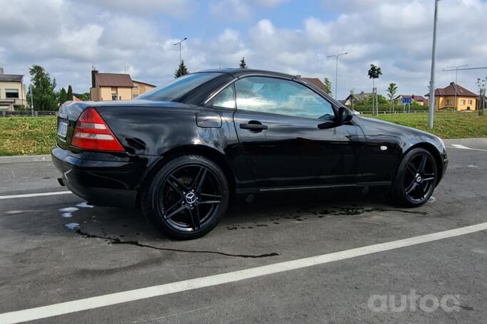 Mercedes-Benz SLK-Class R170 Roadster