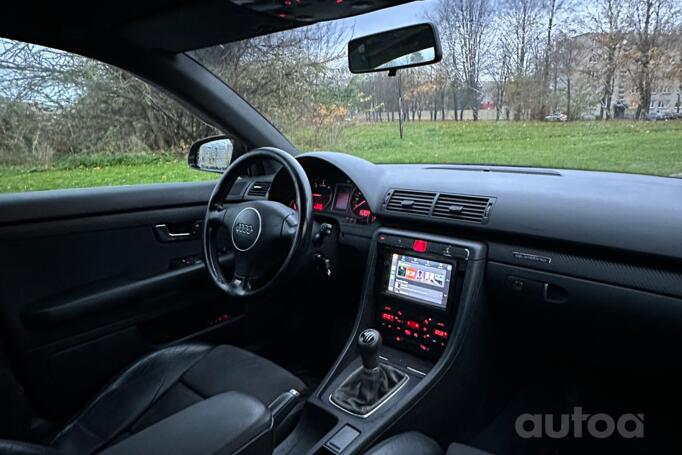 Audi A4 B6 Avant wagon 5-doors