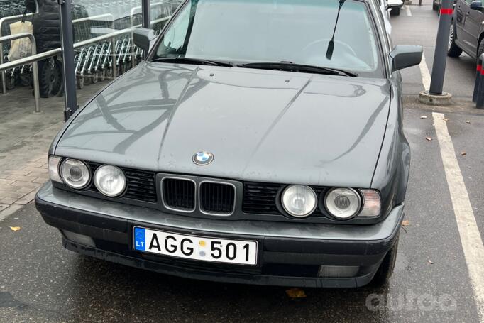 BMW 5 Series E34 Sedan