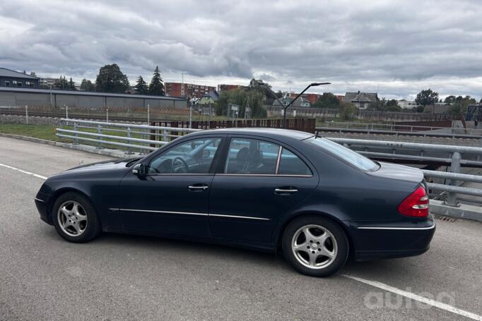 Mercedes-Benz E-Class W211/S211 Sedan 4-doors