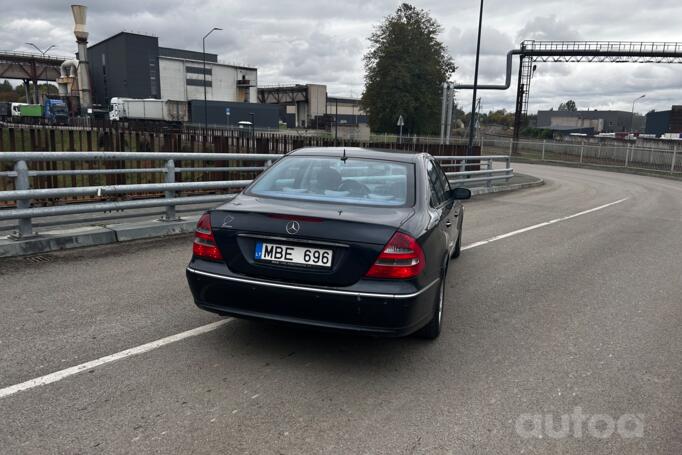 Mercedes-Benz E-Class W211/S211 Sedan 4-doors