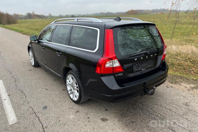 Volvo V70 3 generation wagon