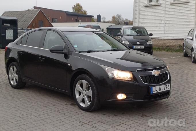 Chevrolet Cruze J300 Sedan