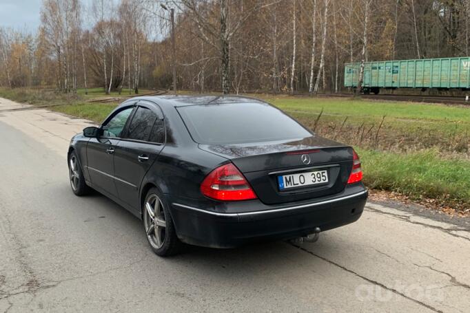 Mercedes-Benz E-Class W211 Sedan