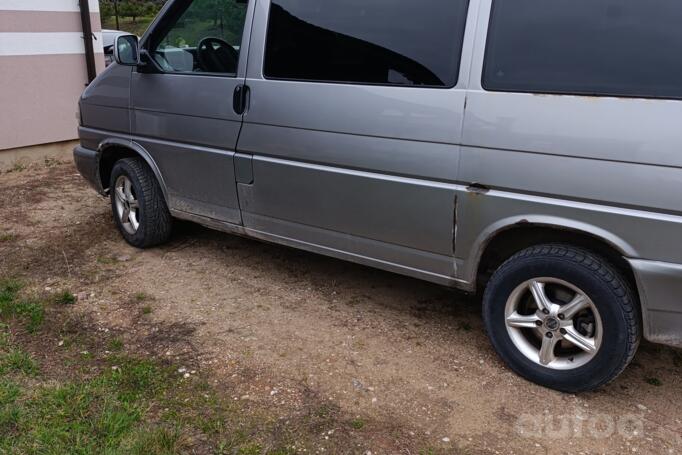 Volkswagen Caravelle T4 Minivan