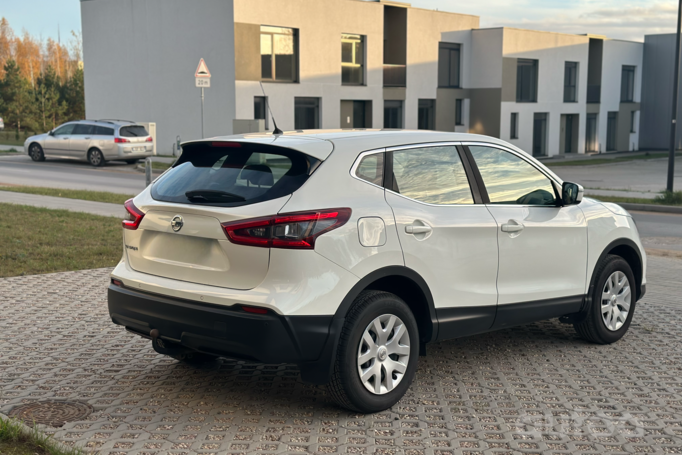 Nissan Qashqai 2 generation [restyling] Crossover