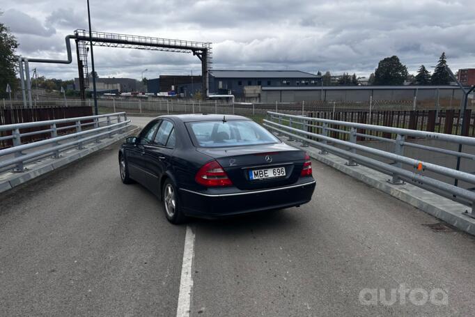 Mercedes-Benz E-Class W211/S211 Sedan 4-doors