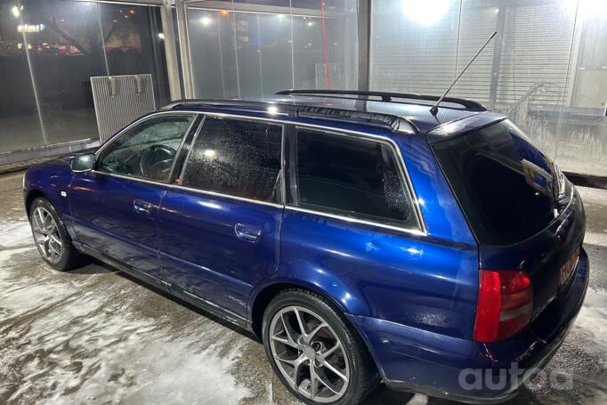 Audi A4 B5 Avant wagon 5-doors