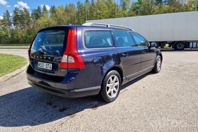 Volvo V70 3 generation wagon