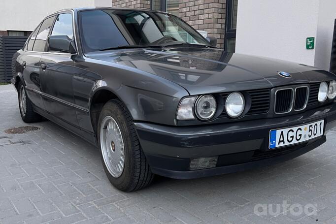 BMW 5 Series E34 Sedan