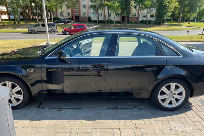 Audi A4 B8/8K Sedan 4-doors