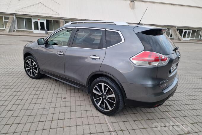 Nissan X-Trail T32 Crossover