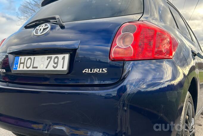 Toyota Auris 1 generation Hatchback 5-doors